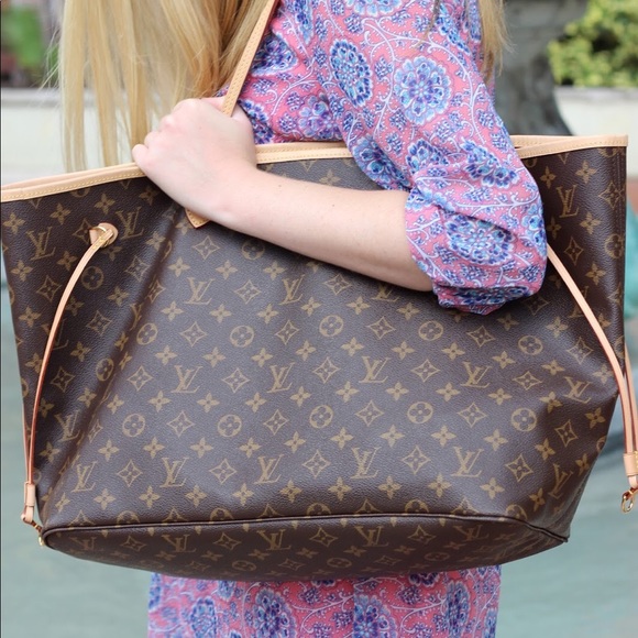 Louis Vuitton Handbags - NEW condition Louis Vuitton Neverfull GM Monogram